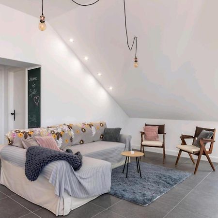 Just Like This - Cityapartment With Netflix Split Eksteriør billede